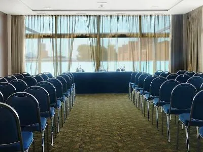 Eurostars Executive Hotel
