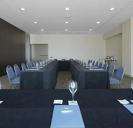מלון Eurostars Executive